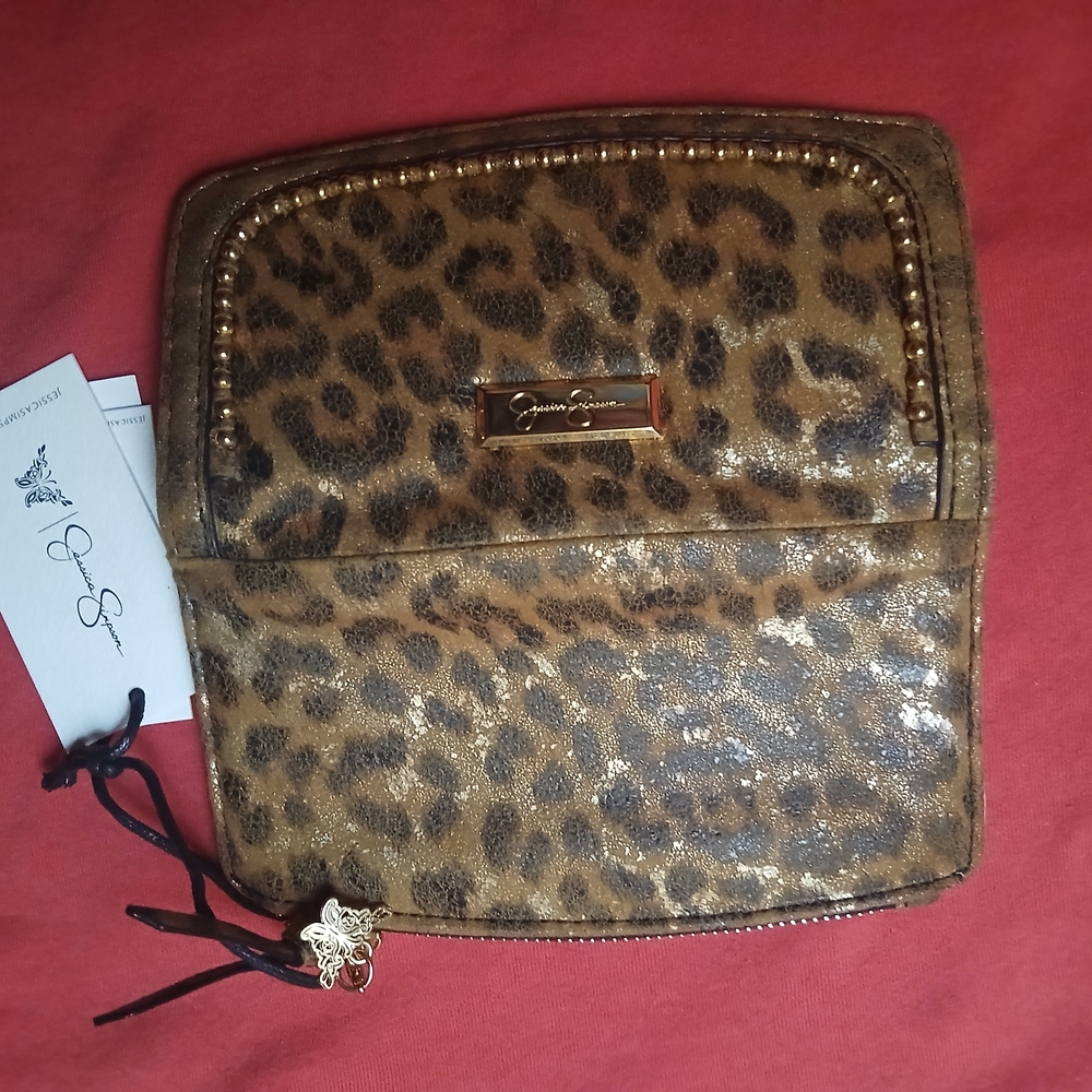 NWT Jessica Simpson Leopard Print Zip Around Wallet Wristlet Brown Gold Studded - Picture 5 of 7